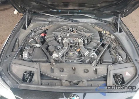 2015 BMW 550I xDrive z USA, uszkodzony, nr VIN WBAKP9C58FD979569